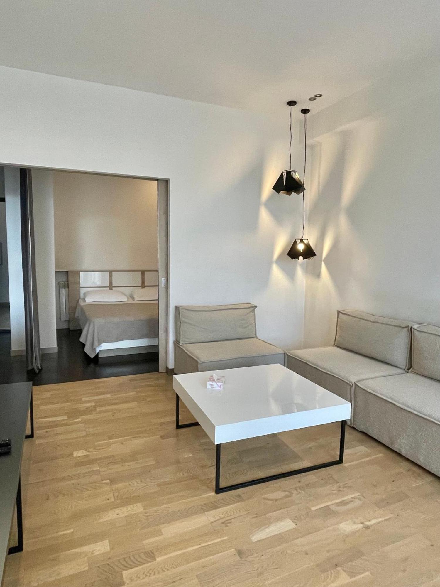 Metro Apartment Erivan Exterior foto